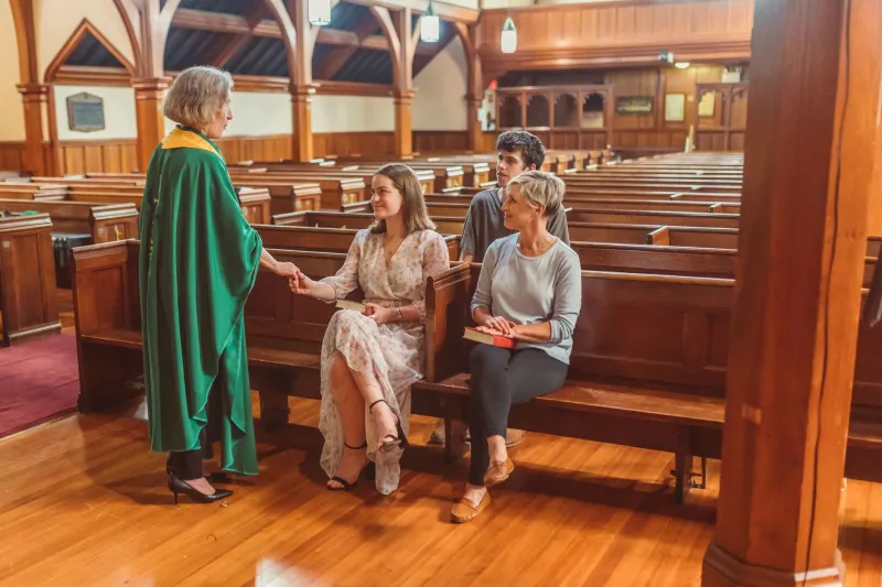 Shoulder to Shoulder, Yet Utterly Alone: The Church's Reckoning With the Loneliness Crisis in Its Own Pews